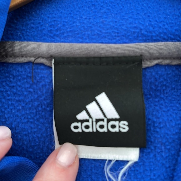 Men’s adidas hoodie. 100% polyester size XL - Picture 3 of 4
